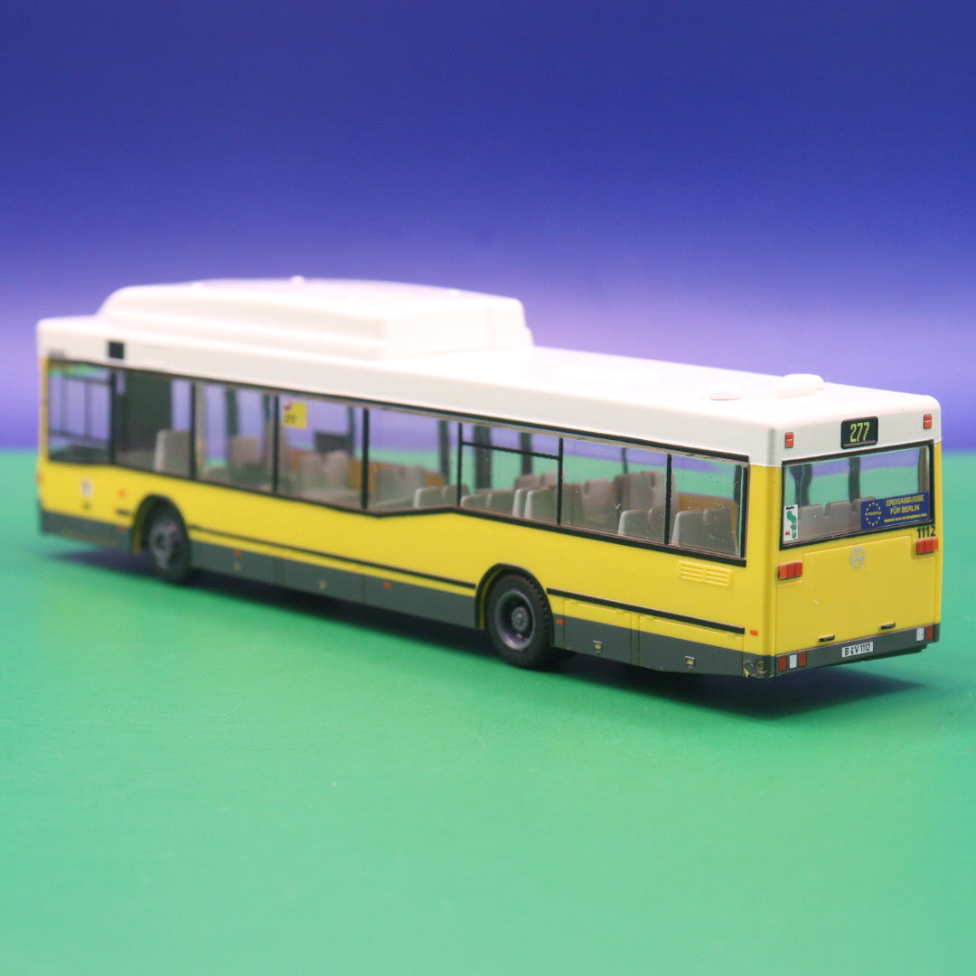 Mercedes Benz O405  N CNG - BVG Berlin - Linie 227 S Bahnhof Kölnische Heide - LIMITIERTE AUFLAGE 500 Stück - Modellbus Rietze 75021