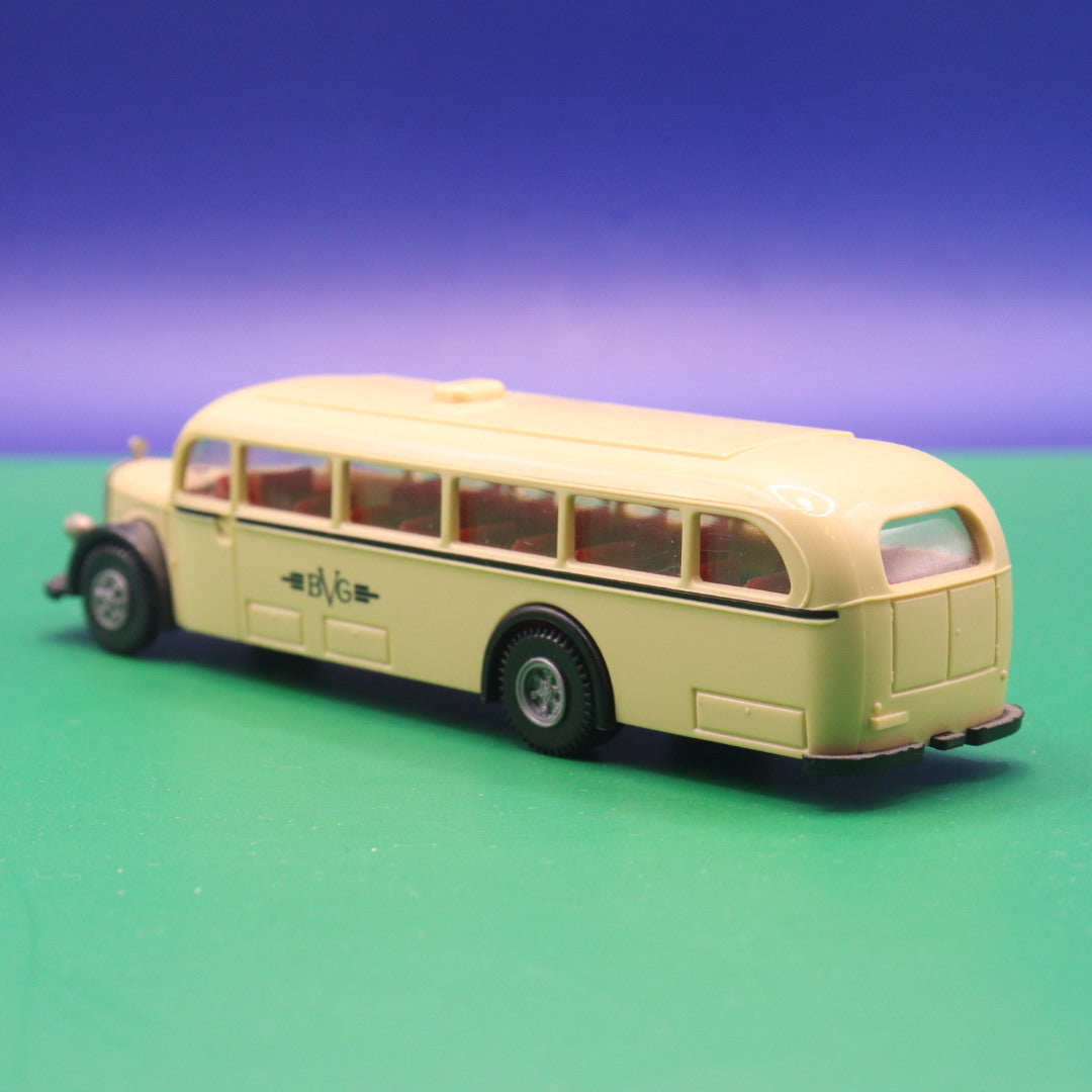 Mercedes Benz O 5000 - BVG Berlin Sonderfahrt - Gebraucht, Ohne OVP - Modellbus Brekina