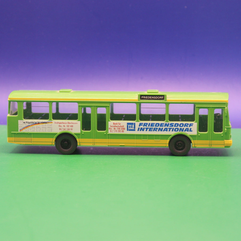 Mercedes Benz O 305 - STOAG Oberhausen - Friedensdorf International - Gebraucht, Ohne OVP - Modellbus Wiking