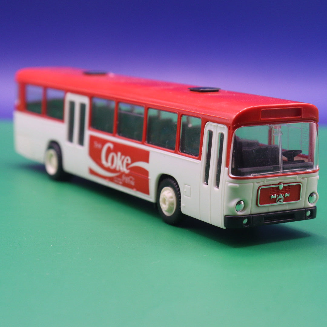MAN SÜ 240 - CocaCola - Trink Coke - Ohne Spiegel - Modellbus Herpa