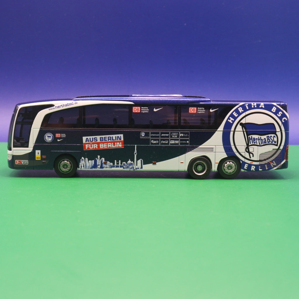 Mercedes Benz Travego M - BVG Berlin - Hertha BSC - Ohne Spiegel - Modellbus Rietze 58190