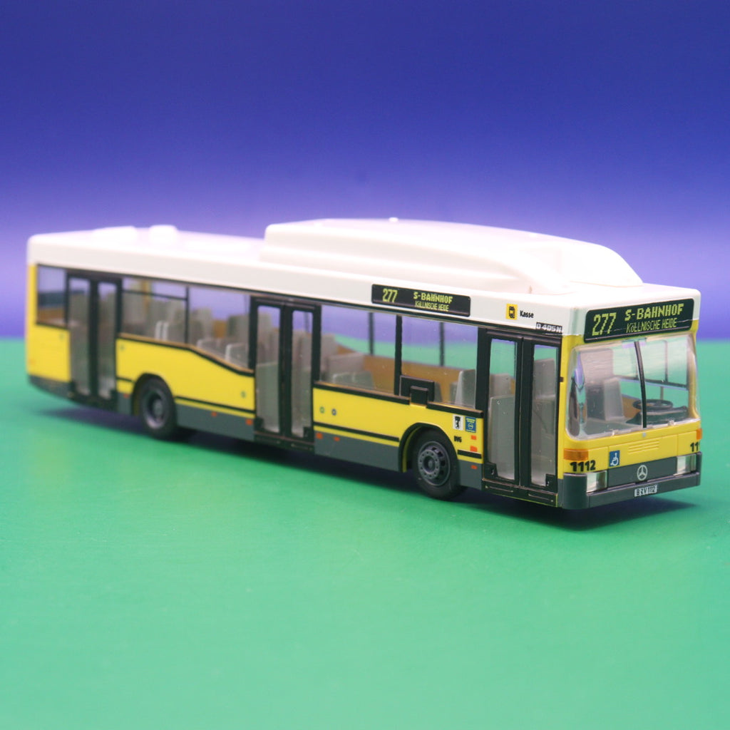 Mercedes Benz O405  N CNG - BVG Berlin - Linie 227 S Bahnhof Kölnische Heide - LIMITIERTE AUFLAGE 500 Stück - Modellbus Rietze 75021