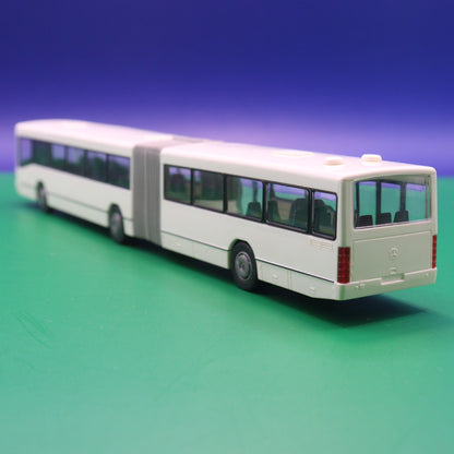 Mercedes Benz O345 - Weiß - Ohne Spiegel - Modellbus Rietze