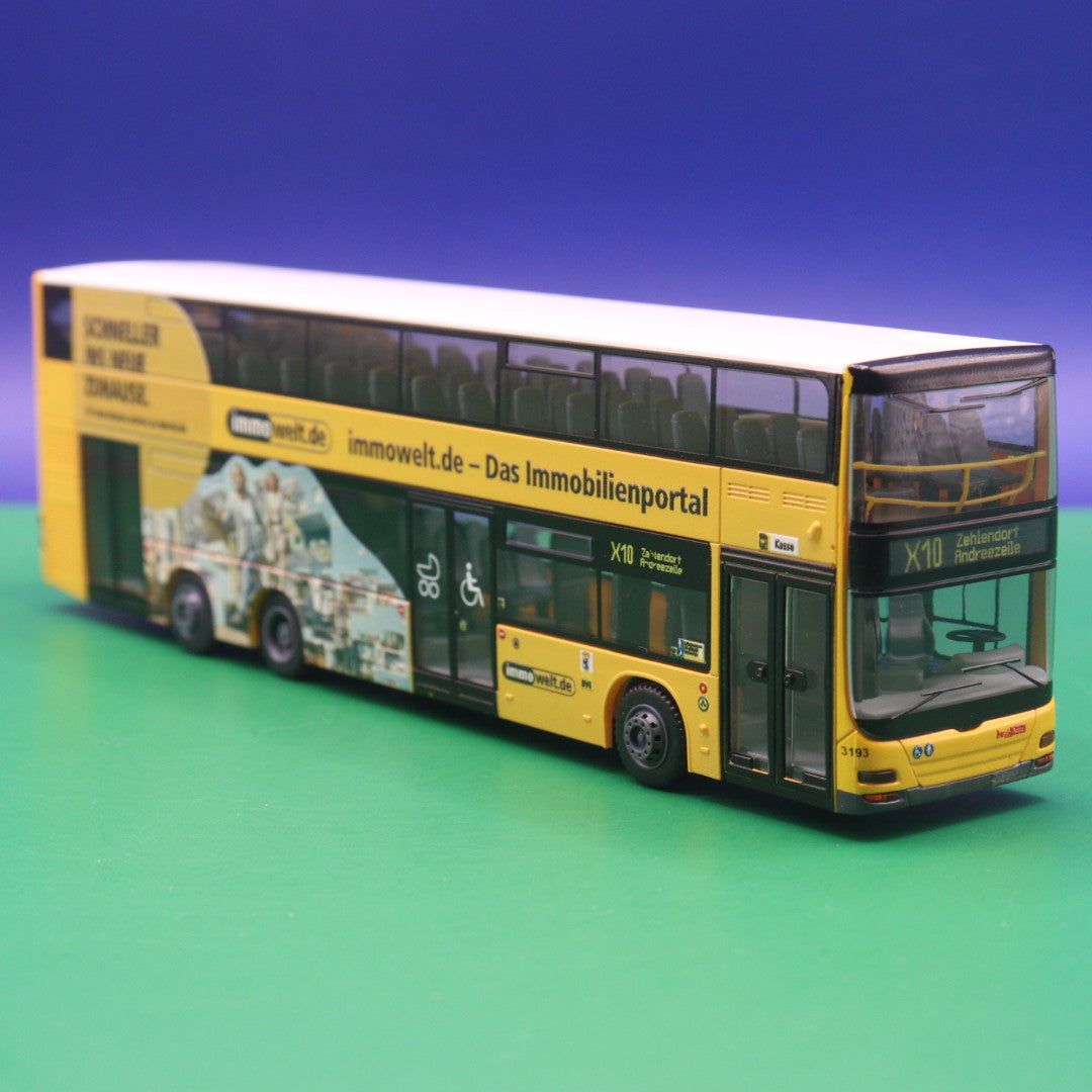 MAN Lions City DL 07 - BVG Berlin - Immo Welt - Linie X10 Zehlendorf Andreezeile - Modellbus Rietze 67772