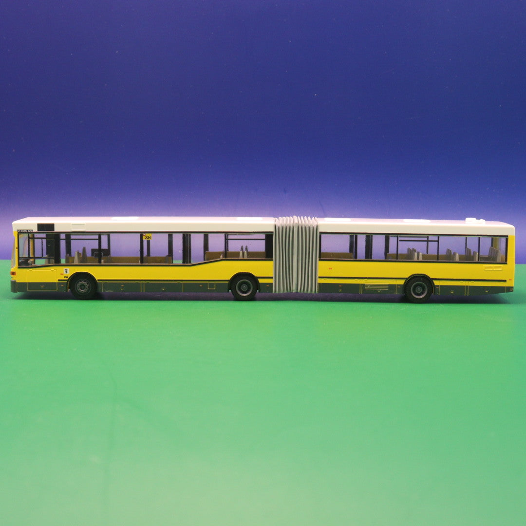Mercedes Benz O405 GN - BVG Berlin - Linie X34 Kladow Kaserne Hottengr. - Modellbus Rietze