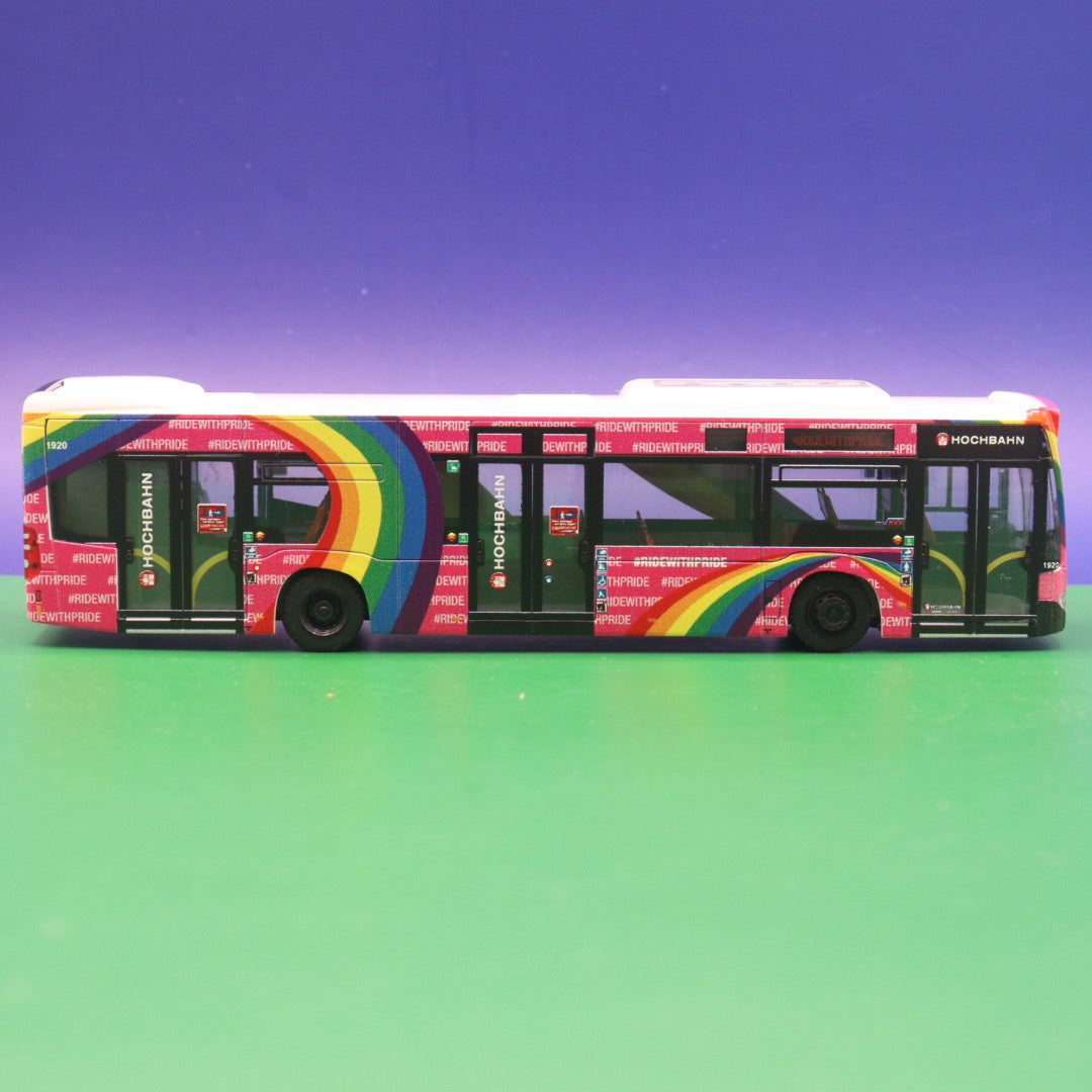 Mercedes Benz Citaro C2 - Hochbahn Hamburg - Ride with Pride (Pridebus) - Modellbus Rietze