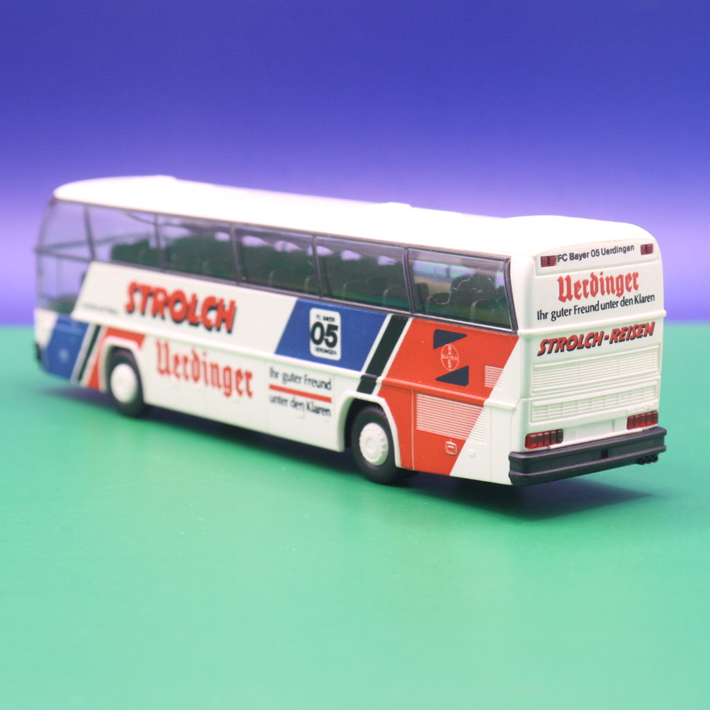 Neoplan Cityliner - FC Bayer 05 Uerdingen - Strolch Mannschaftsbus - Gebraucht, Ohne OVP - Modellbus Rietze