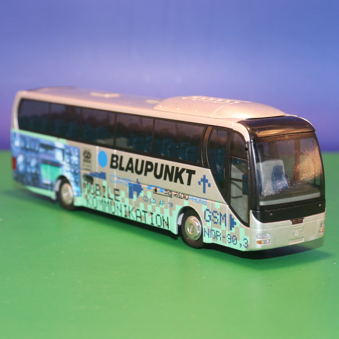 MAN R07 Lions Coach - Blaupunkt - Modellbus Rietze