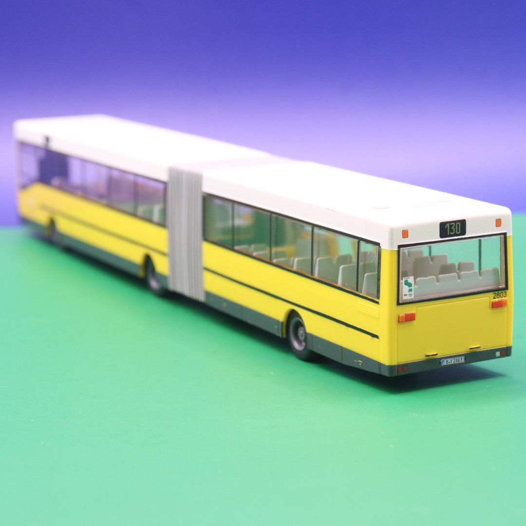 Mercedes Benz O405 G - BVG Berlin - Modellbus Rietze 69801