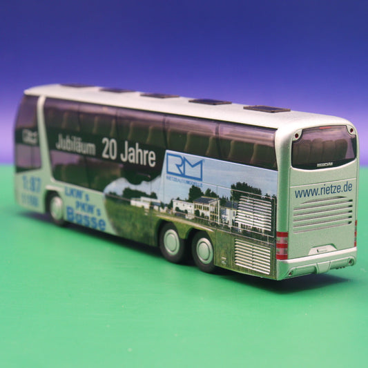 Neoplan Skyliner - Jubiläum 20 Jahre Rietze Modellauto - Sondermodell 28. Juni 2003 - Modellbus Rietze