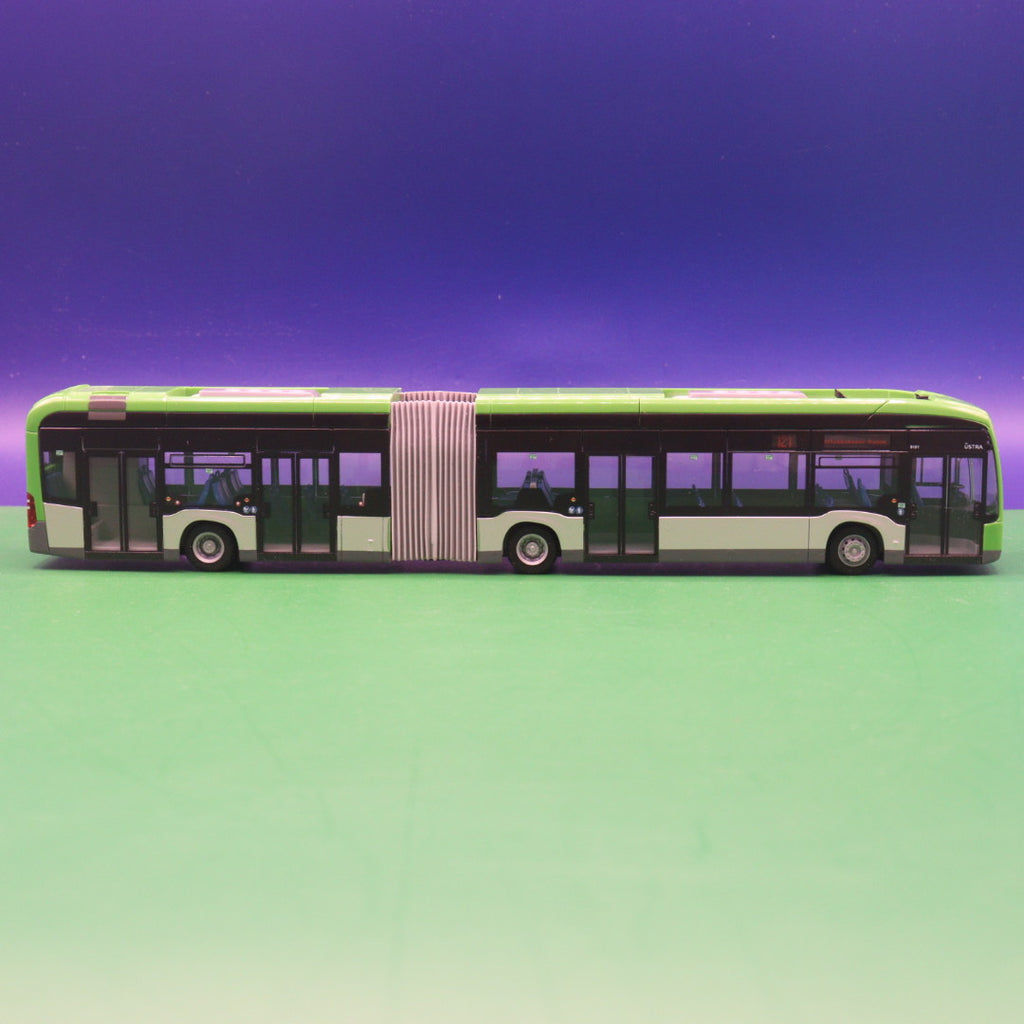 Mercedes Benz eCitaro G - Üstra Hannover - Linie 121 Itenbekener Damm - Modellbus (OVP BESCHÄDIGT)