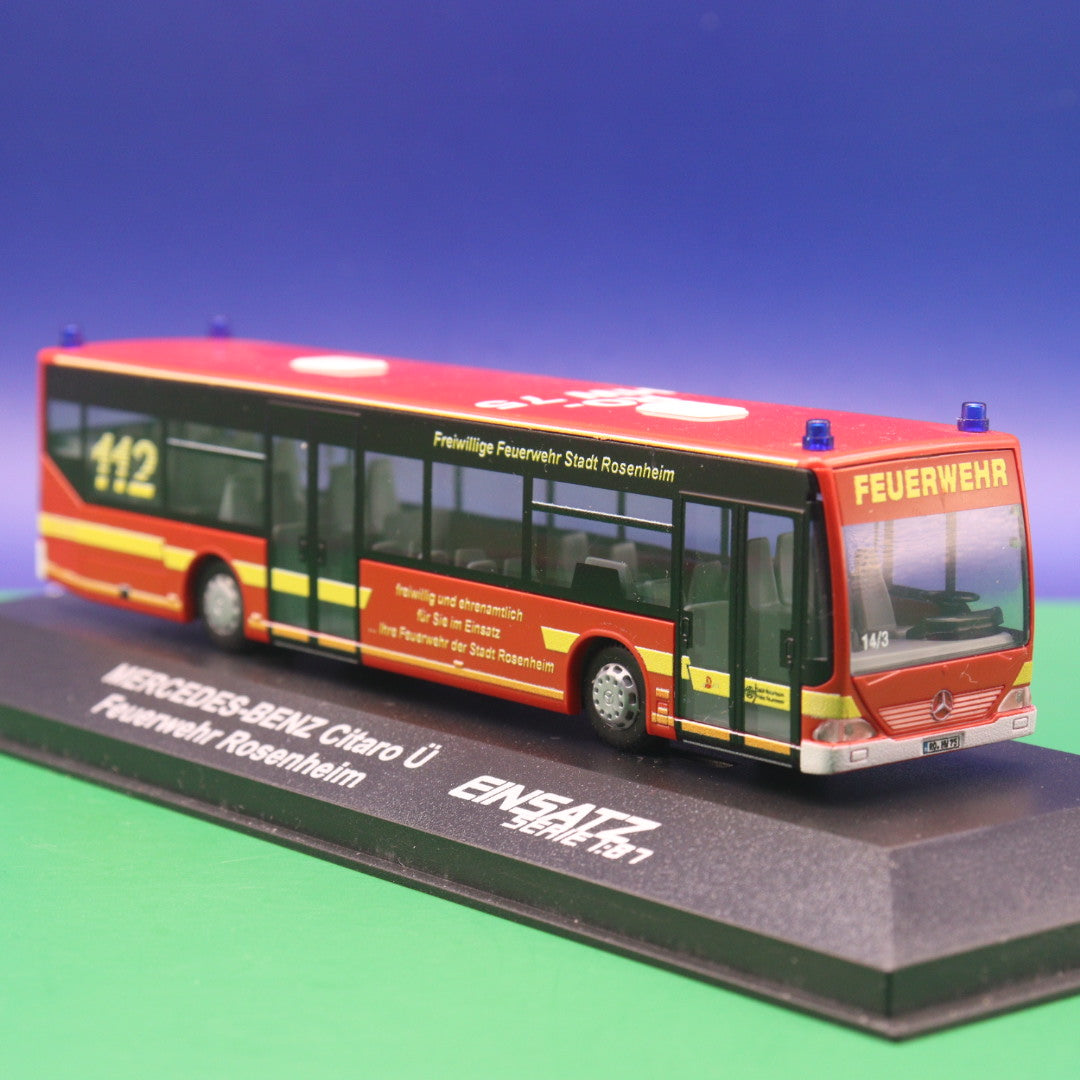 Mercedes Benz O530 Citaro - Feuerwehr Rosenheim MTW - mit Vitrine - Modellbus Rietze 66898