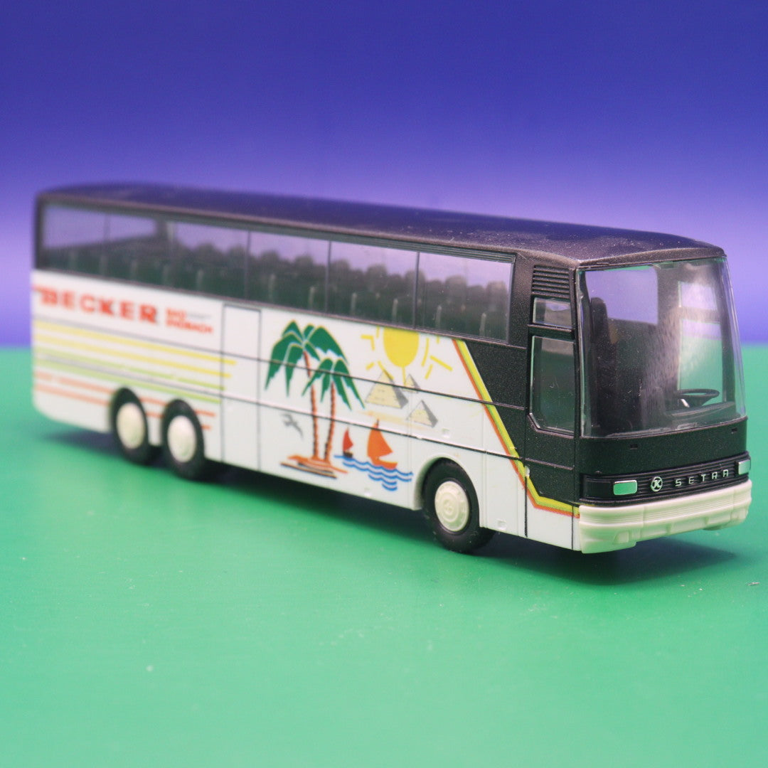 Setra S 215 HDH - Becker Bad Endbach - Gebraucht, Ohne OVP - Modellbus Herpa