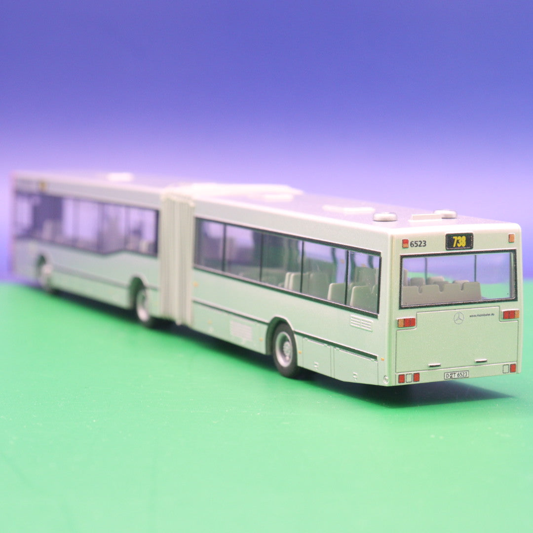 Mercedes Benz O405 GN2 - Rheinbahn Düsseldorf - Linie 738 Mettmann Jubiläumsplatz - Modellbus Rietze 76419 - Auslieferung: 09/2019