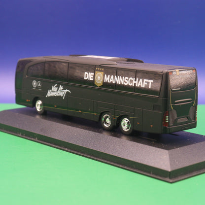 Mercedes Benz Travego - DFB Team Bus EM 2016 Deutscher Fußballbund - Die Mannschaft - Mit Vitrine - Modellbus Rietze