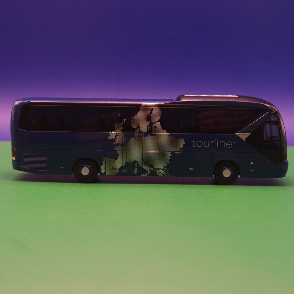 Neoplan Tourliner - Katalogmodell 2018/2019 - Modellbus Rietze 73813