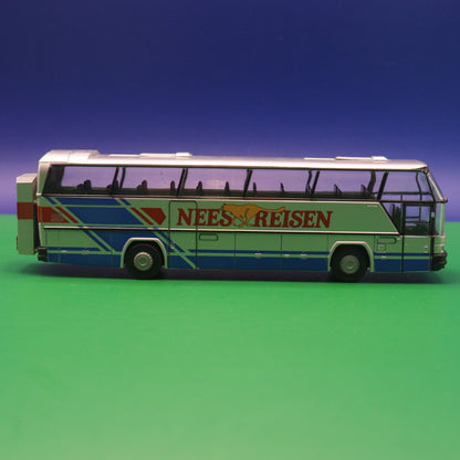 Neoplan Cityliner - Nees Reisen mit Kofferanhänger - Ohne zurüstteile - Modellbus Rietze