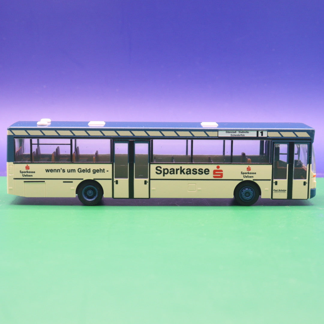 MAN SL 202 - Sparkasse Uelzen - Paul Schulze Autobusbetrieb - Linie 1 Oldenstadt Stadtmitte Eichendorffstr - Modellbus Rietze 72105