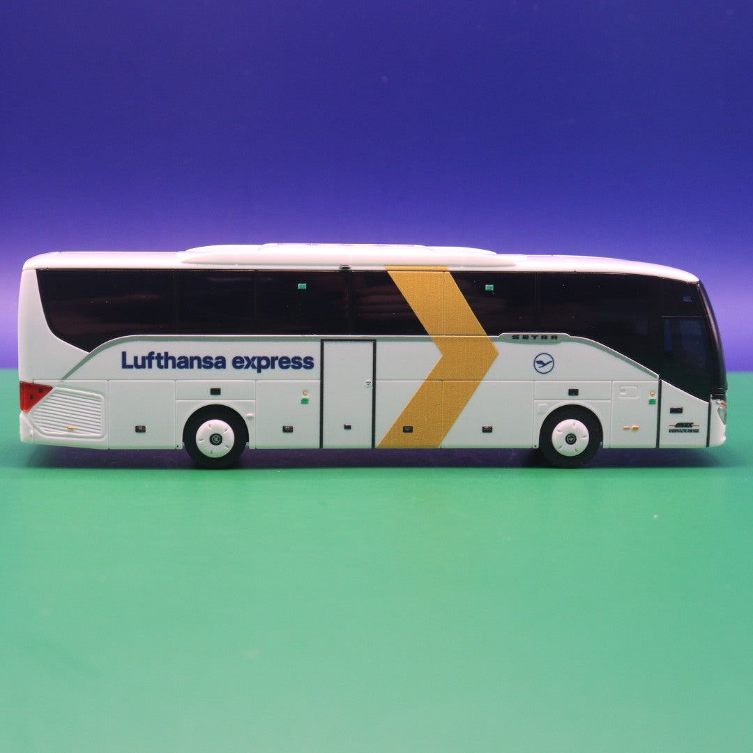 Setra S 515 HD - Lufthansa Express - Arzt Reisen - Modellbus Rietze 77942
