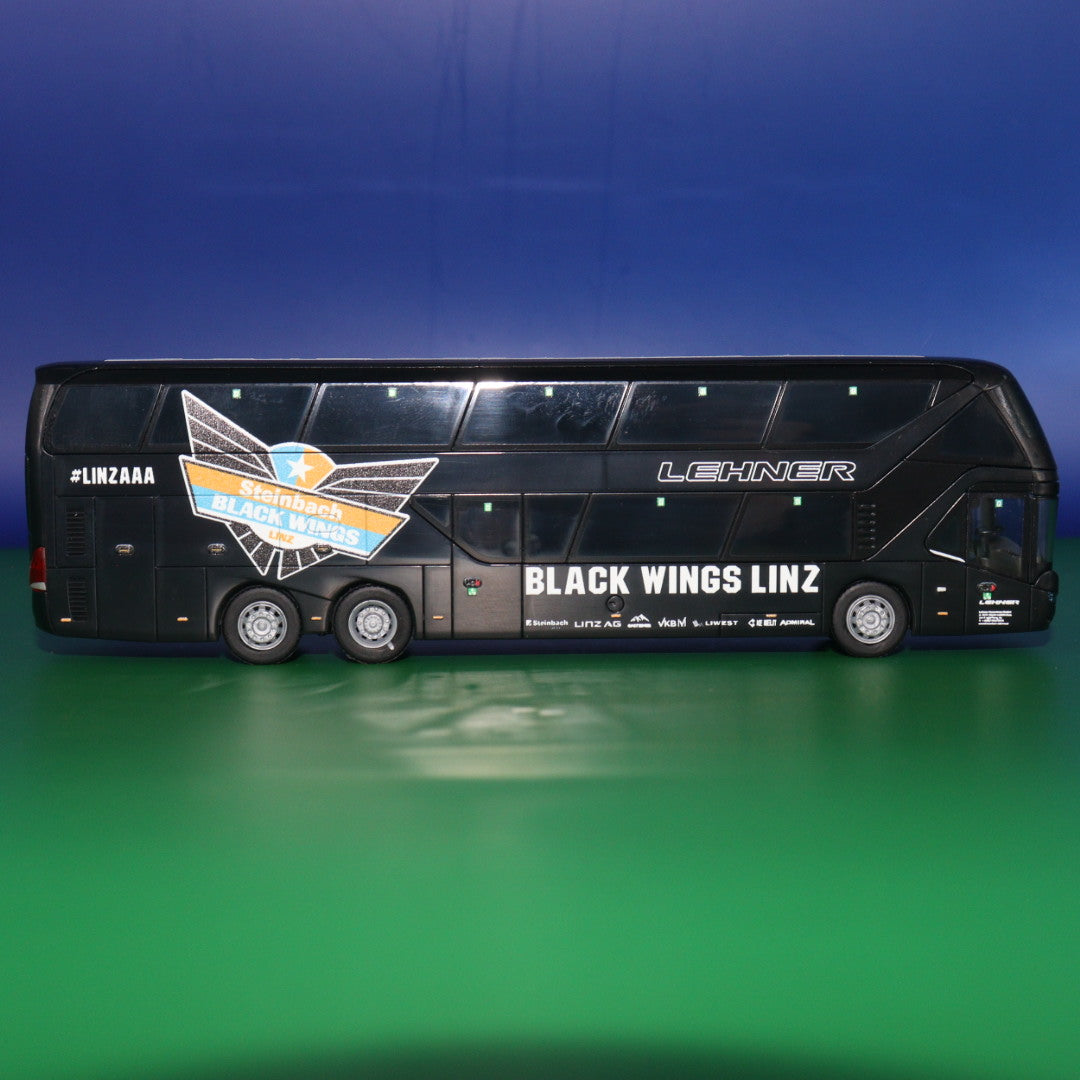 Neoplan Skyliner - Black Wings Linz - Lehner - Modellbus Rietze 69061