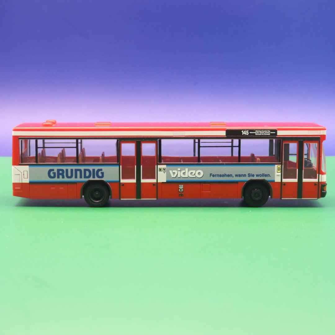 Neoplan N416 - KVB Köln - Grundig Video - Modellbus Rietze 71714