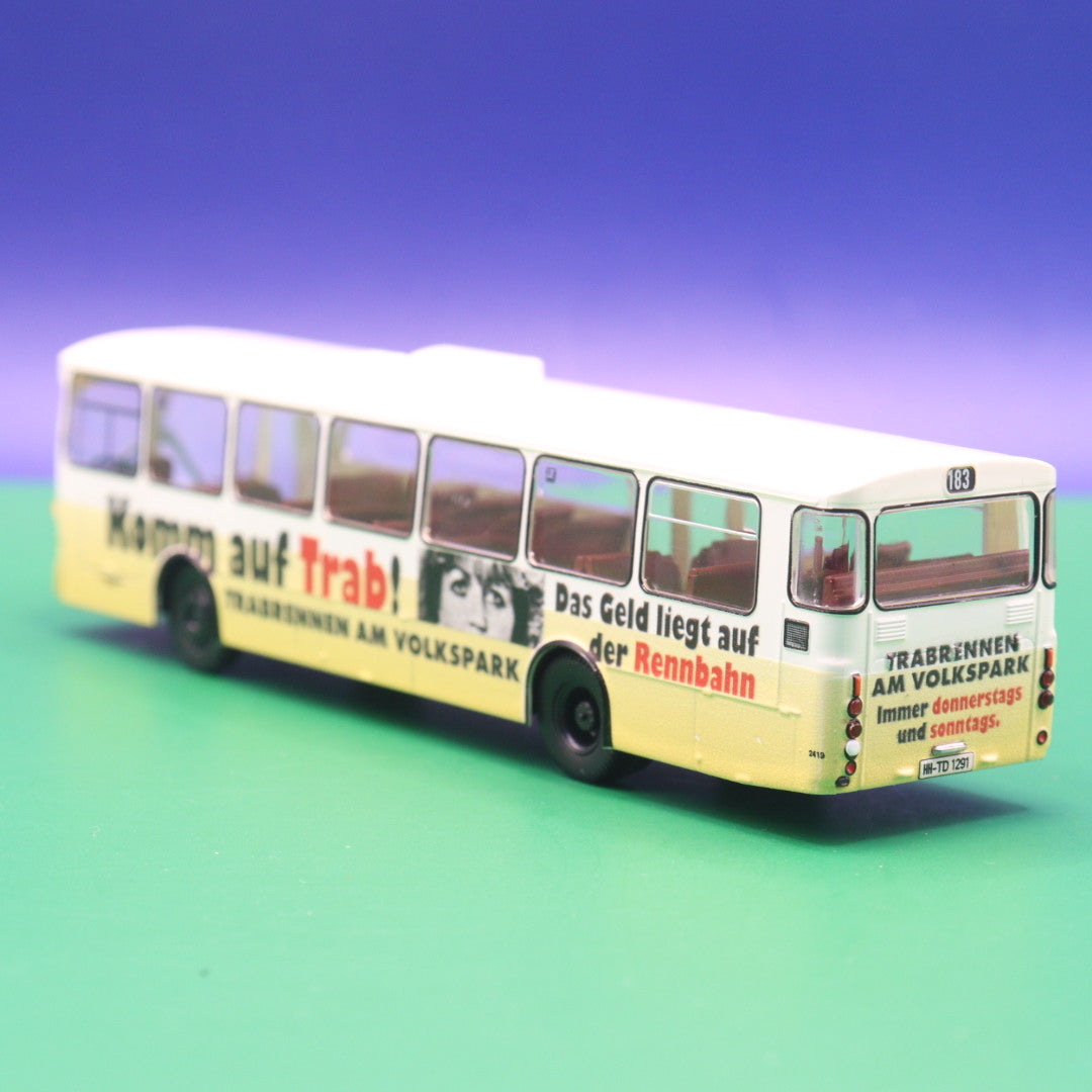 Mercedes Benz O305 - HHA Hamburg - Trabrennbahn - Volksbank - Modellbua Brekina 50811