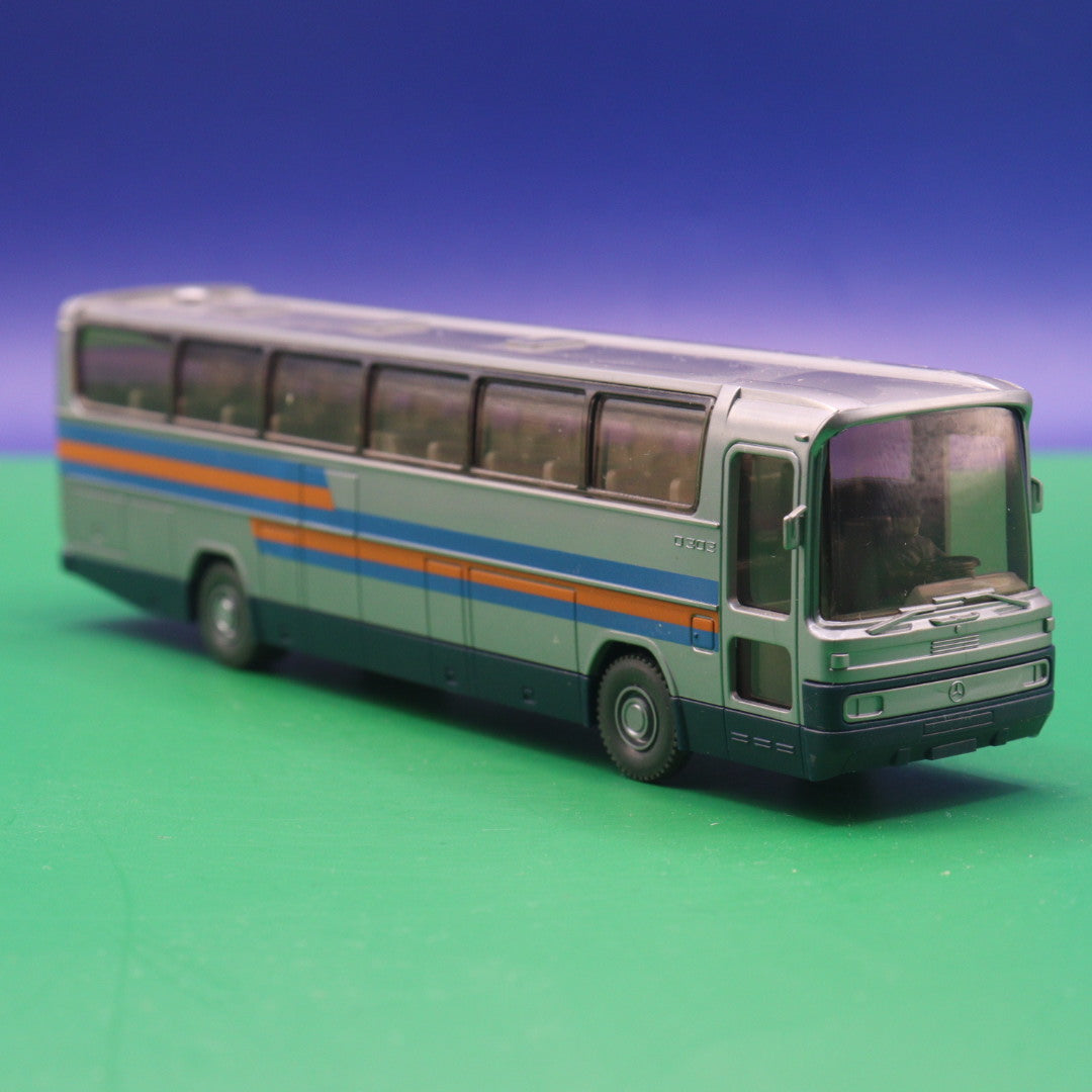 Mercedes Benz O 303 RHD - Standard Grau - Gebraucht, Ohne OVP - Modellbus Wiking