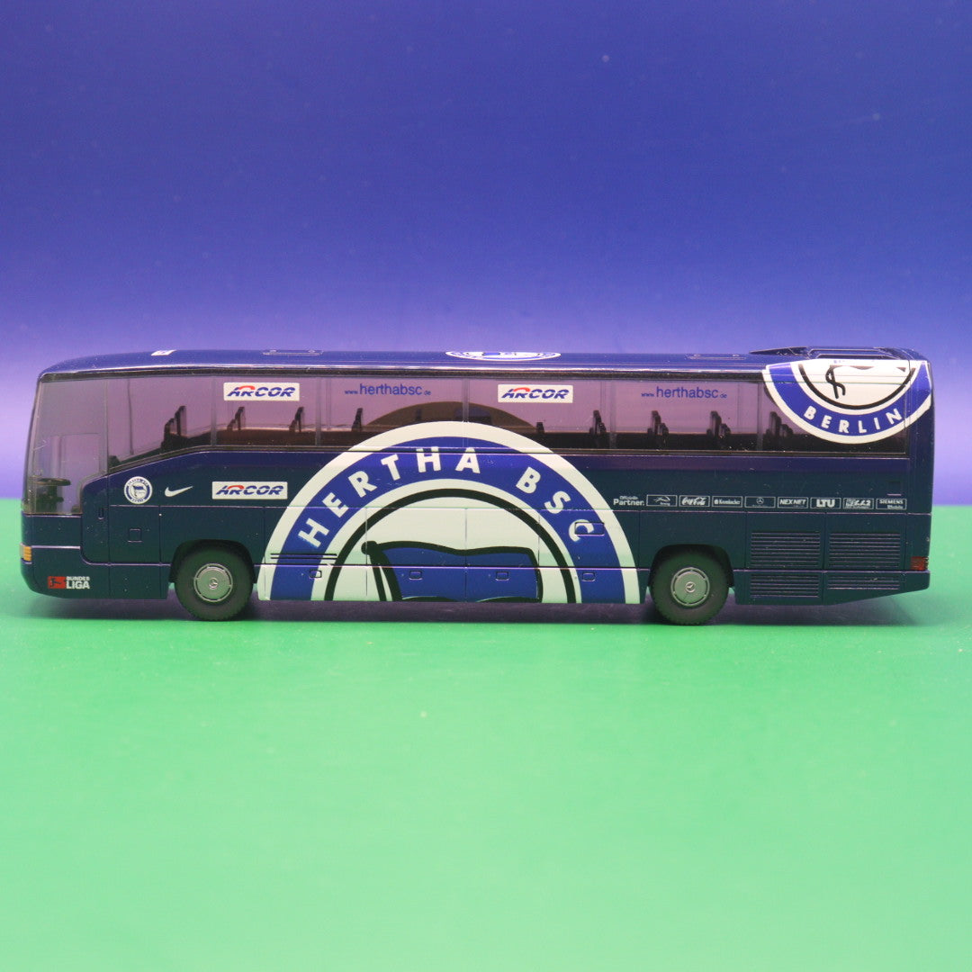 Mercedes Benz O404 RHD - Hertha BSC - Modellbus Wiking (Ohne Spiegel)