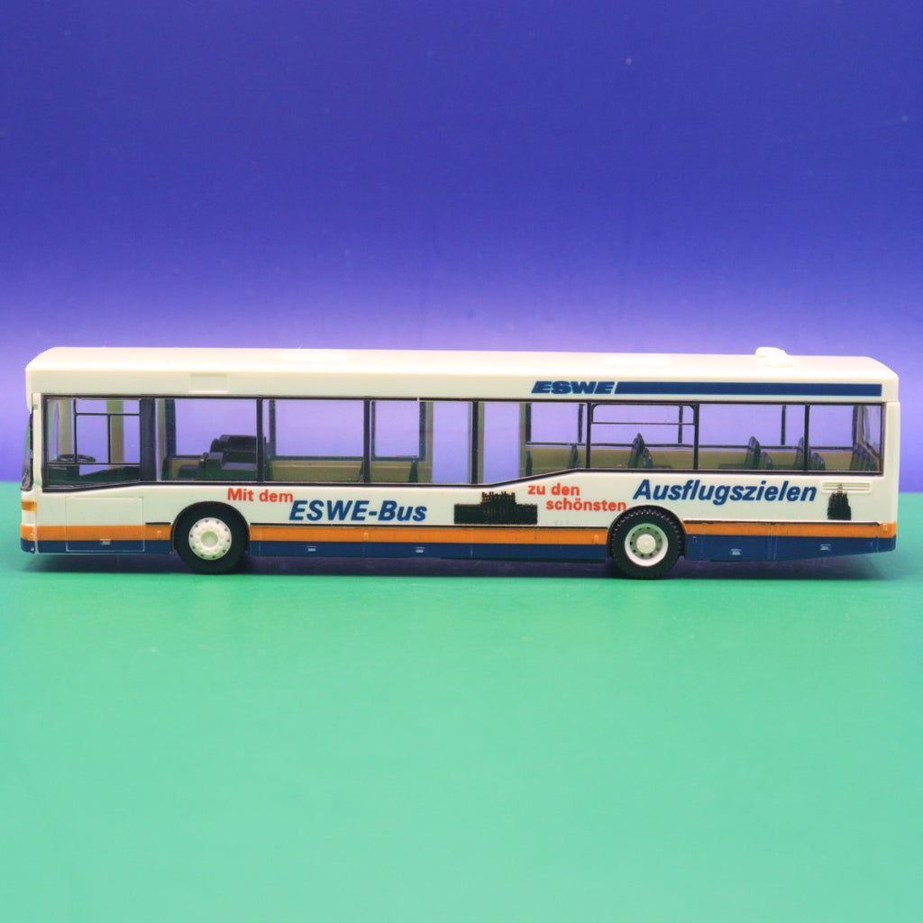 Mercedes Benz O 405 - ESWE Wiesbaden - Ausflugsreisen - Gebraucht, Ohne OVP - Modellbus Kempel