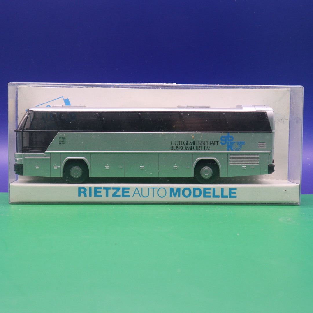 Neoplan Reisebus - Gütegemeinschaft Buskomfort EV - Modellbus Rietze