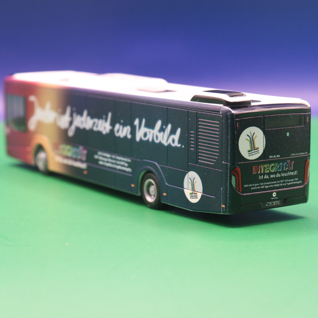 MAN New Lions City 12 - Integrität - Jeder ist jederzeit ein Vorbild - MAN Truck & Bus Modellbus