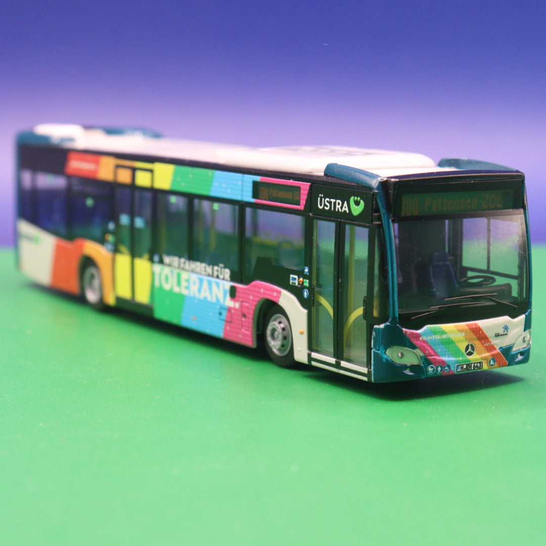Mercedes Benz Citaro C2 - Üstra Hannover - Wir fahren für Toleranz - Linie 300 Pattensen ZOB - Modellbus Rietze 69363