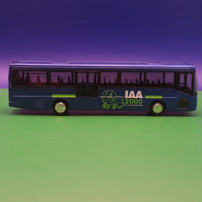 Renault Ares - IAA September 2000 - Ohne Spiegel - Modellbus Rietze