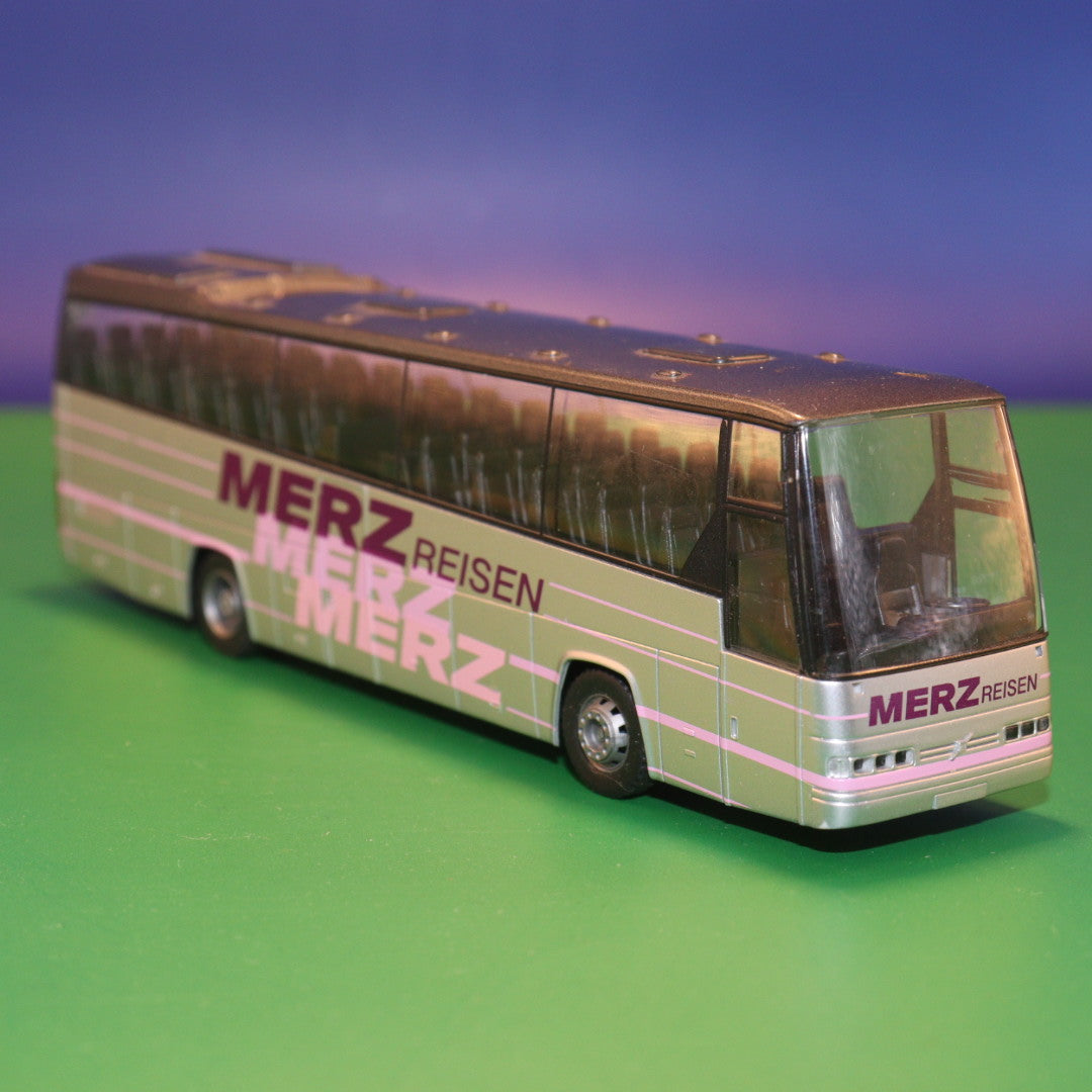 Volvo B12 600 - Merz Reisen - Gebraucht - Modellbus Rietze