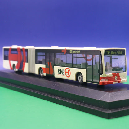 Mercedes Benz O530 Citaro G - KVB Köln - Linie 132 Dom/Hbf - Modellbus Rietze mit Präsentierbox