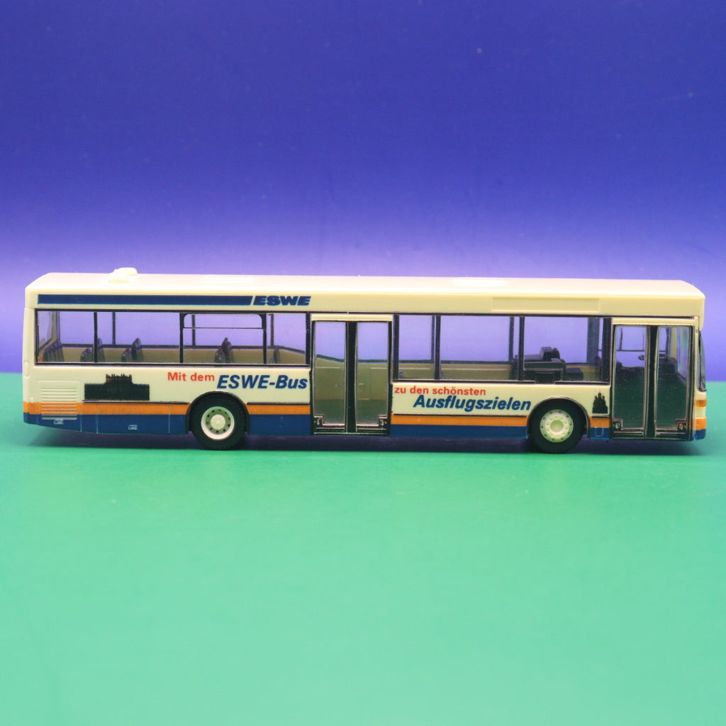 Mercedes Benz O 405 - ESWE Wiesbaden - Ausflugsreisen - Gebraucht, Ohne OVP - Modellbus Kempel