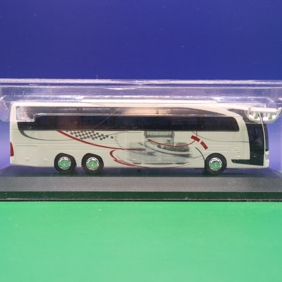 Mercedes Benz Travego - Petronas - mit Vitrine - Modellbus Rietze