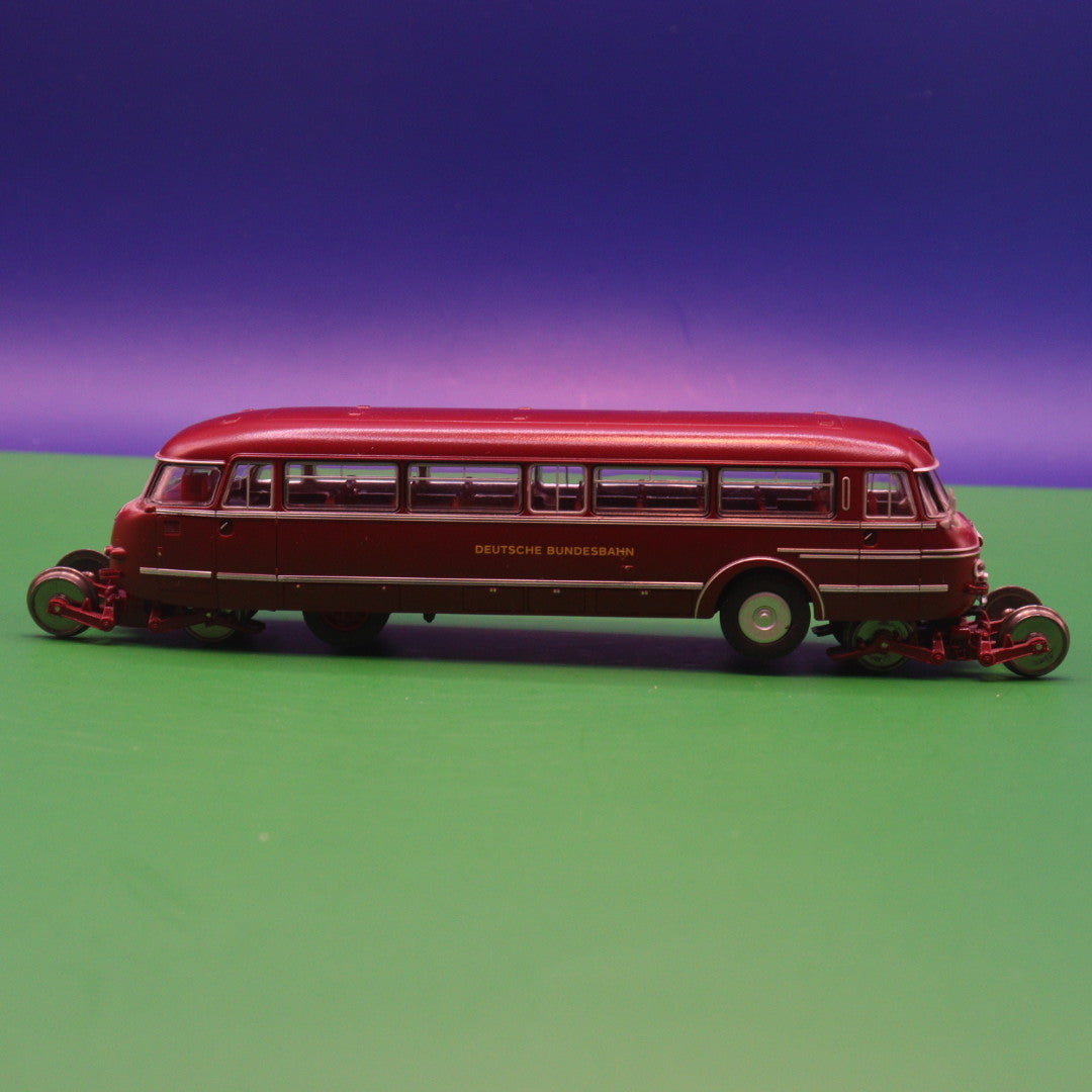 NWF BS 300 - Schi Stra Bus - Deutsche Bundesbahn - Modellbus Brekina