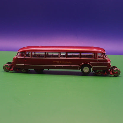 NWF BS 300 - Schi Stra Bus - Deutsche Bundesbahn - Modellbus Brekina