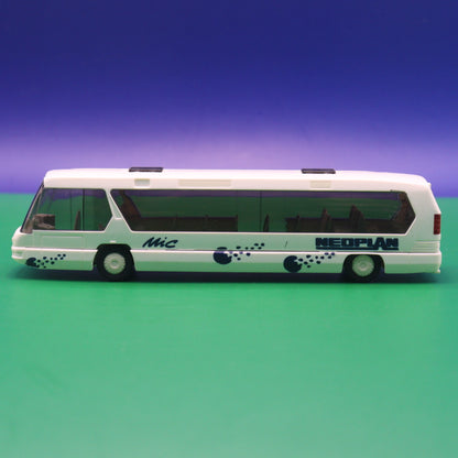 Neoplan Metroliner - Neoplan - Mic - Ohne Zurüstteile - - Modellbus Rietze