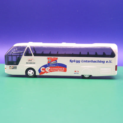 Neoplan Starliner N 516 SHD - SpVgg Unterhaching eV - Spielvereinigung Unterhaching - Gebraucht ohne Spiegel - Modellbus Rietze