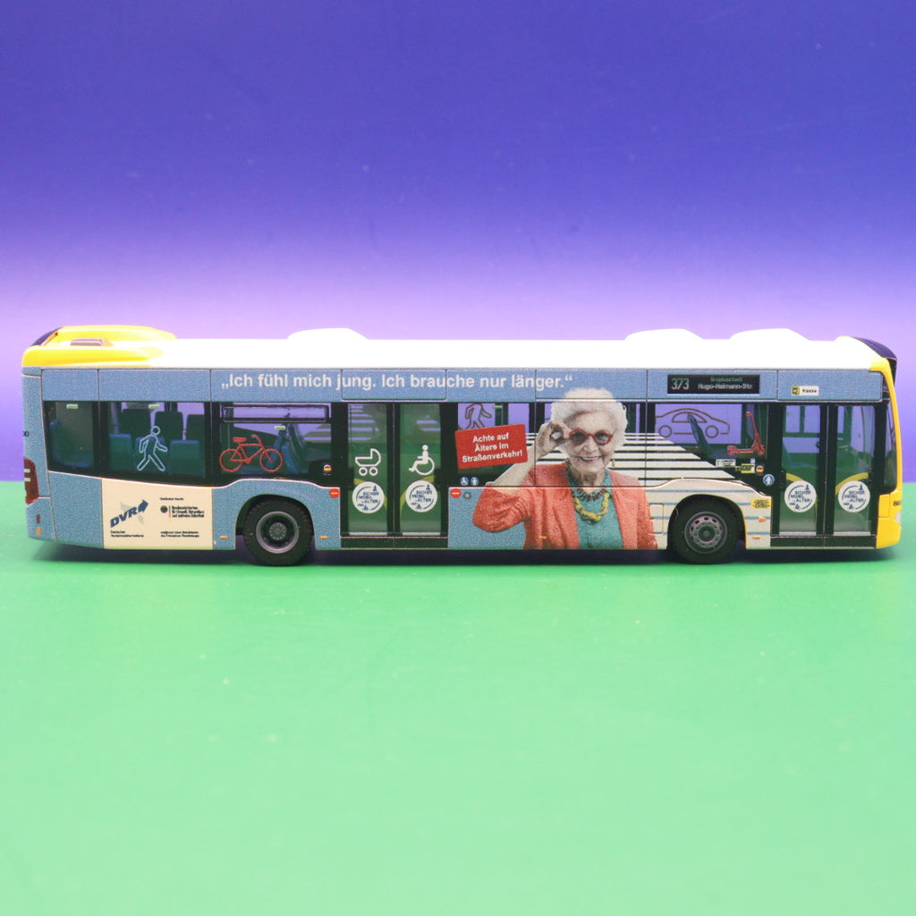 Mercedes Benz Citaro C2 - BVG Berlin - DVR - Achte auf Ältere im Straßenverkehr - Modellbus Rietze