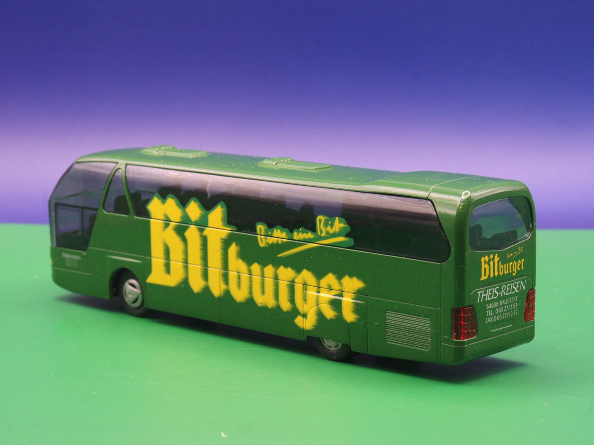 Neoplan Starliner - Theis Reisen Baustert - Bitburger - Modellbus Rietze 62030