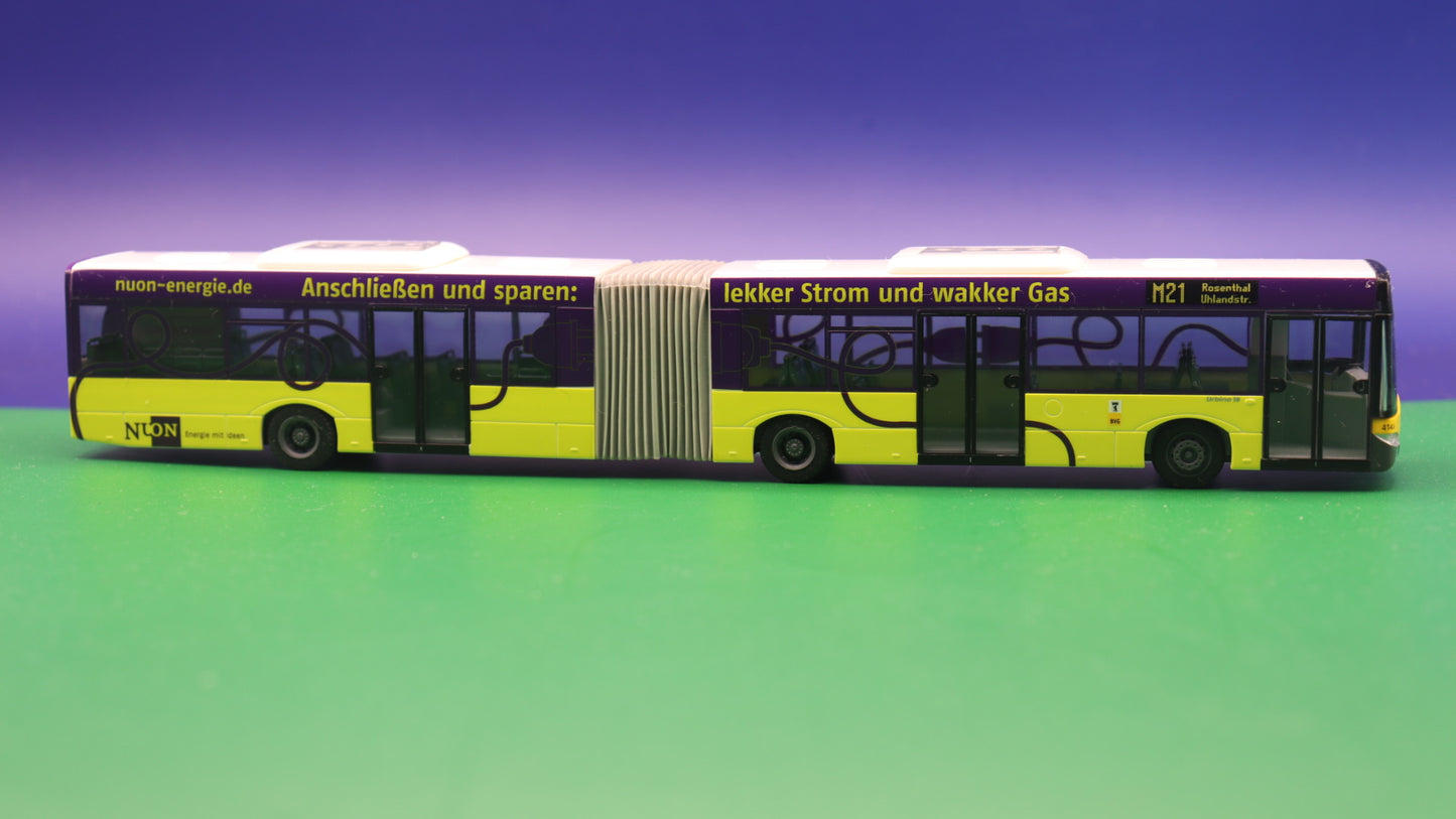 Solaris Urbino 18 - BVG Berlin - Nuon Strom - Modellbus Rietze 66834 (Erscheinungsjahr: 07/2009)