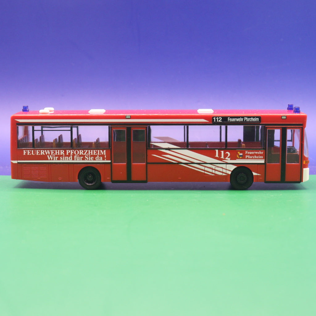 Mercedes Benz O405 - Feuerwehr Pforzheim - Modellbus Rietze 71822