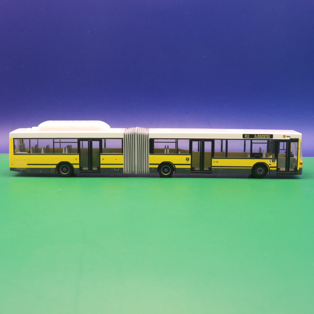 Mercedes Benz O405 GN CNG - BVG Berlin - Linie X11 S Bahnhof Schöneweide - Modellbus Rietze