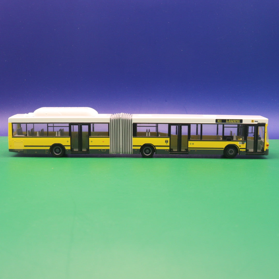 Mercedes Benz O405 GN CNG - BVG Berlin - Linie X11 S Bahnhof Schöneweide - Modellbus Rietze