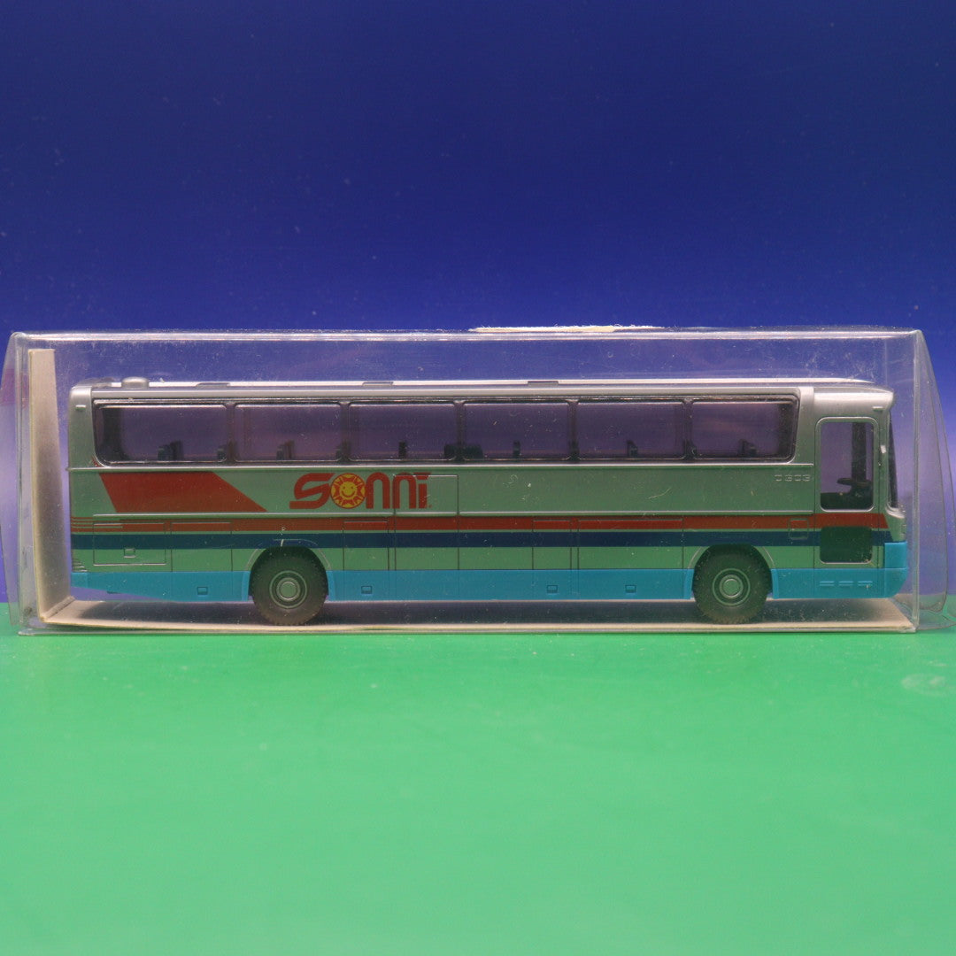 Mercedes Benz O303 Reisebus - Sonni - Modellbus Wiking