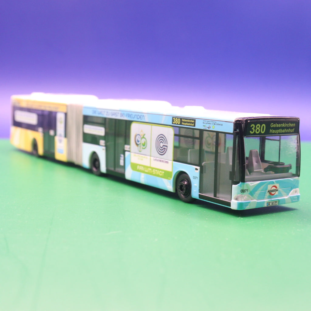 Mercedes Benz O530 Citaro G - Bogestra Bottrop - FIFA WM 2006 - Die Welt zu Gast Linie 380 Gelsenkirchen Hauptbahnhof - Modellbus Rietze
