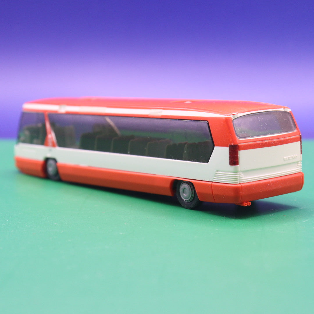Neoplan Metroliner - KVB Köln - Beschädigt - Modellbus Rietze